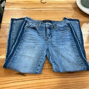 Liverpool skinny crop jeans